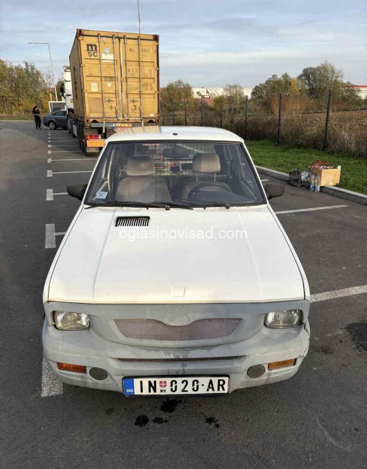 zastava4